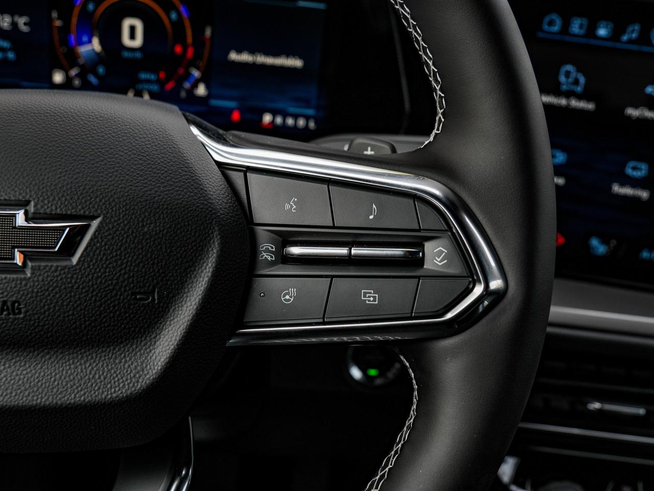 2027 Chevrolet Traverse LT Photo
