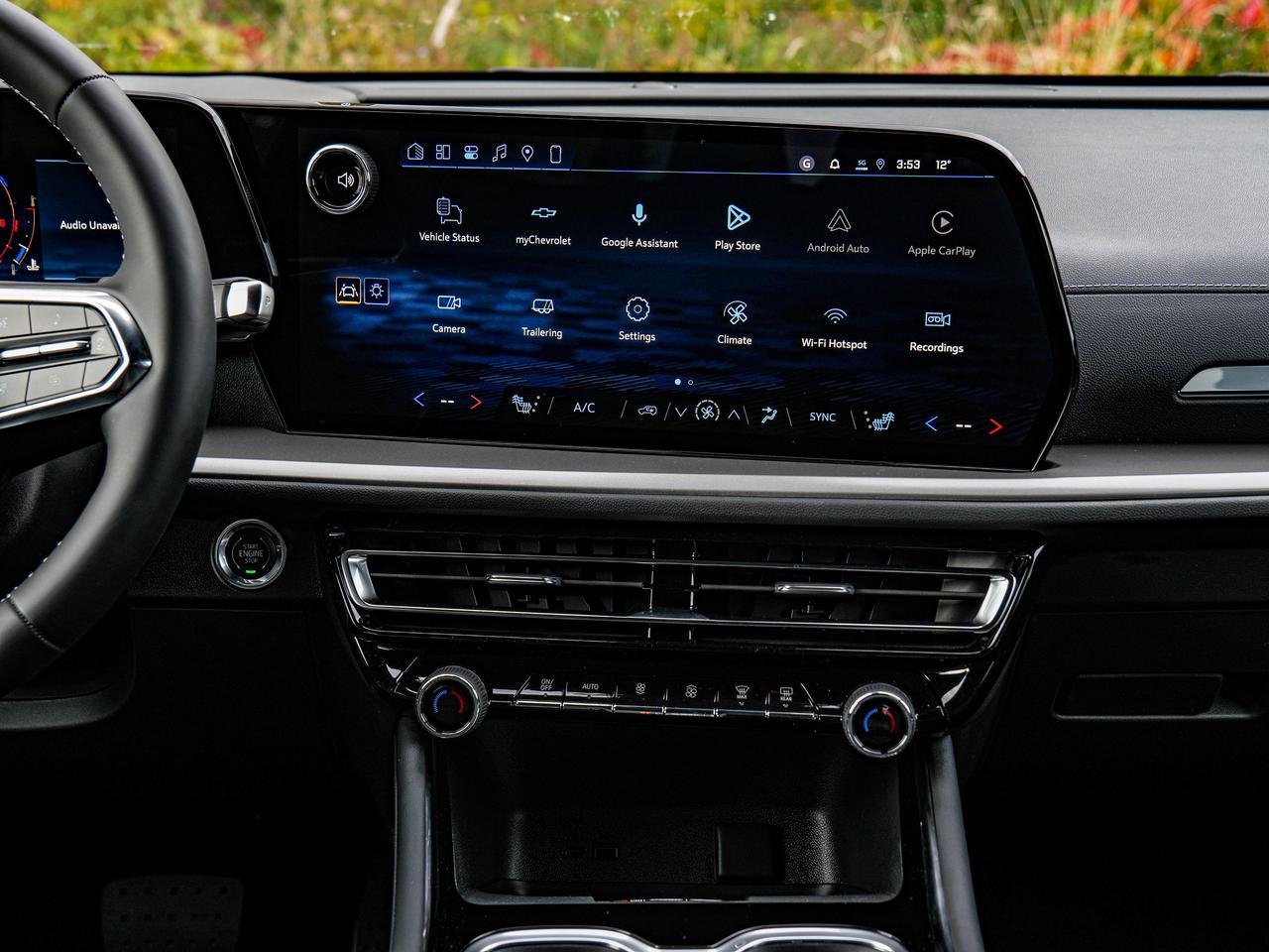 2027 Chevrolet Traverse LT Photo