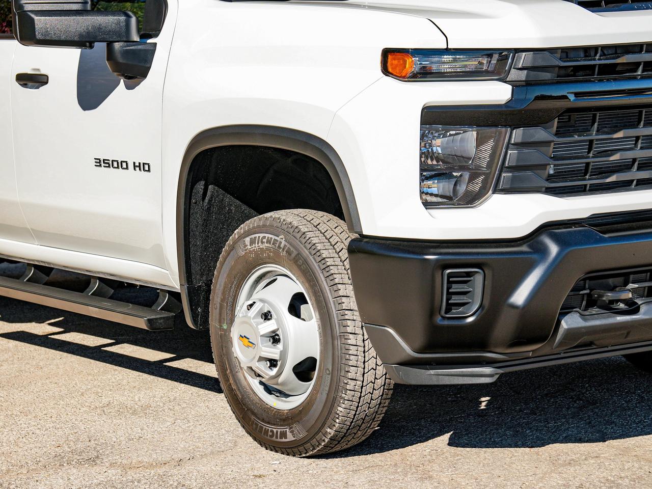 2026 Chevrolet Silverado 3500HD Work Truck Photo