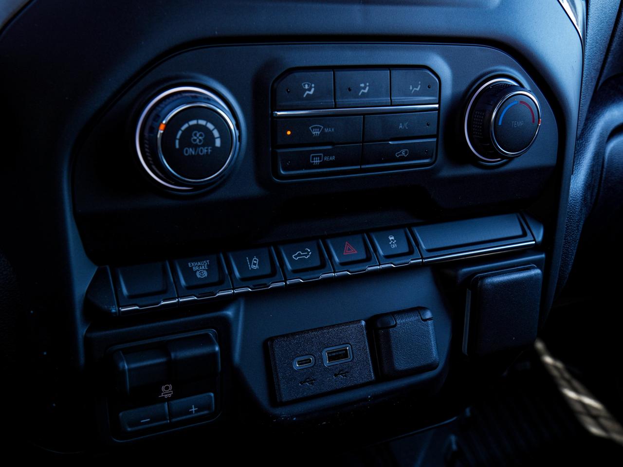 2026 Chevrolet Silverado 3500HD Work Truck Photo
