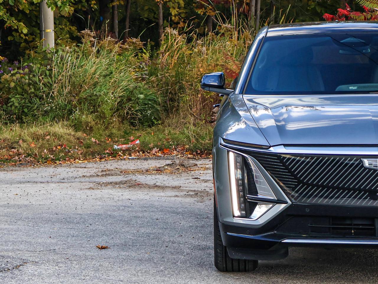 2024 Cadillac LYRIQ Luxury Photo