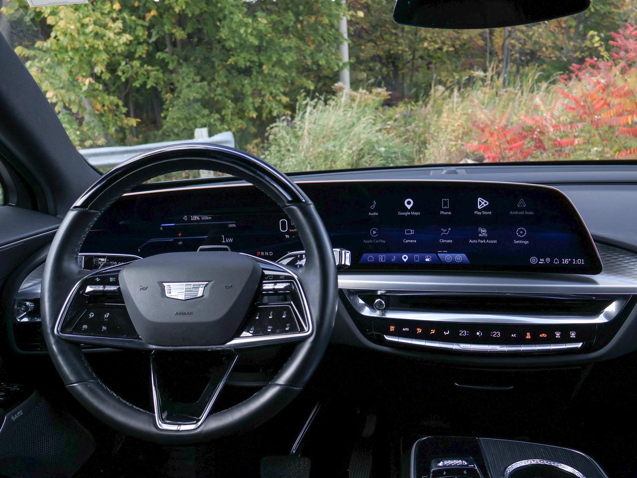 2024 Cadillac LYRIQ Luxury Photo
