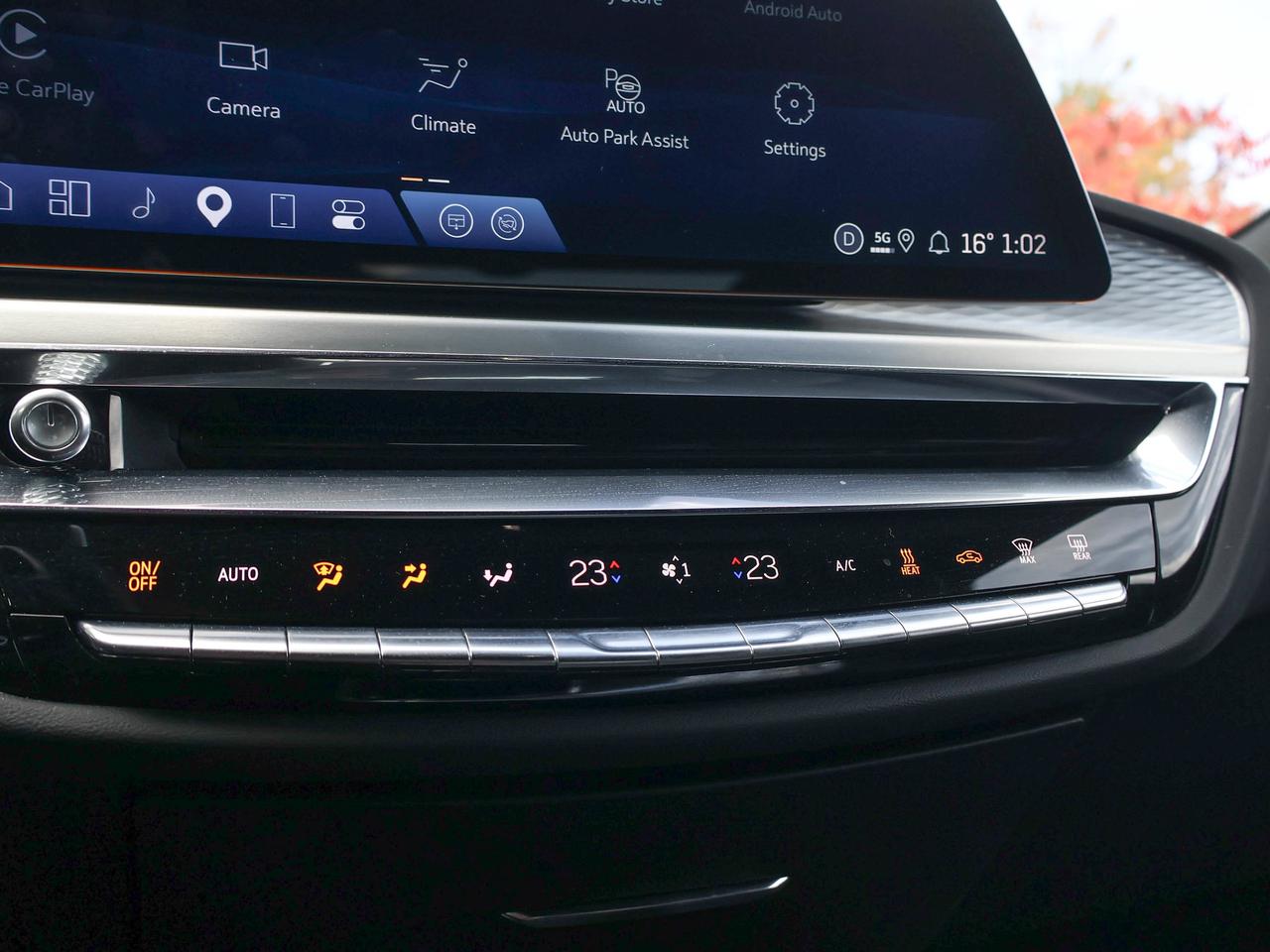 2024 Cadillac LYRIQ Luxury Photo