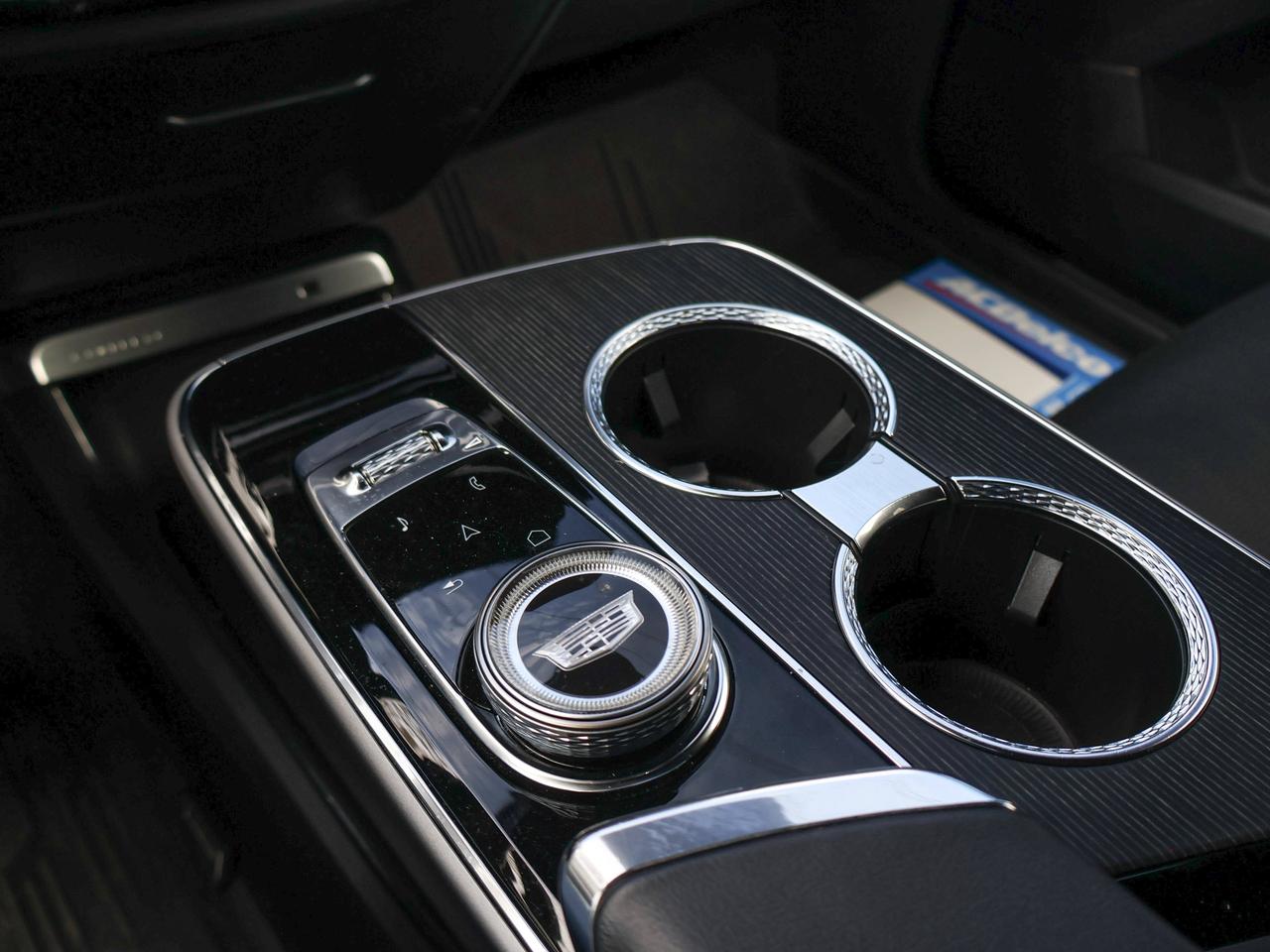 2024 Cadillac LYRIQ Luxury Photo