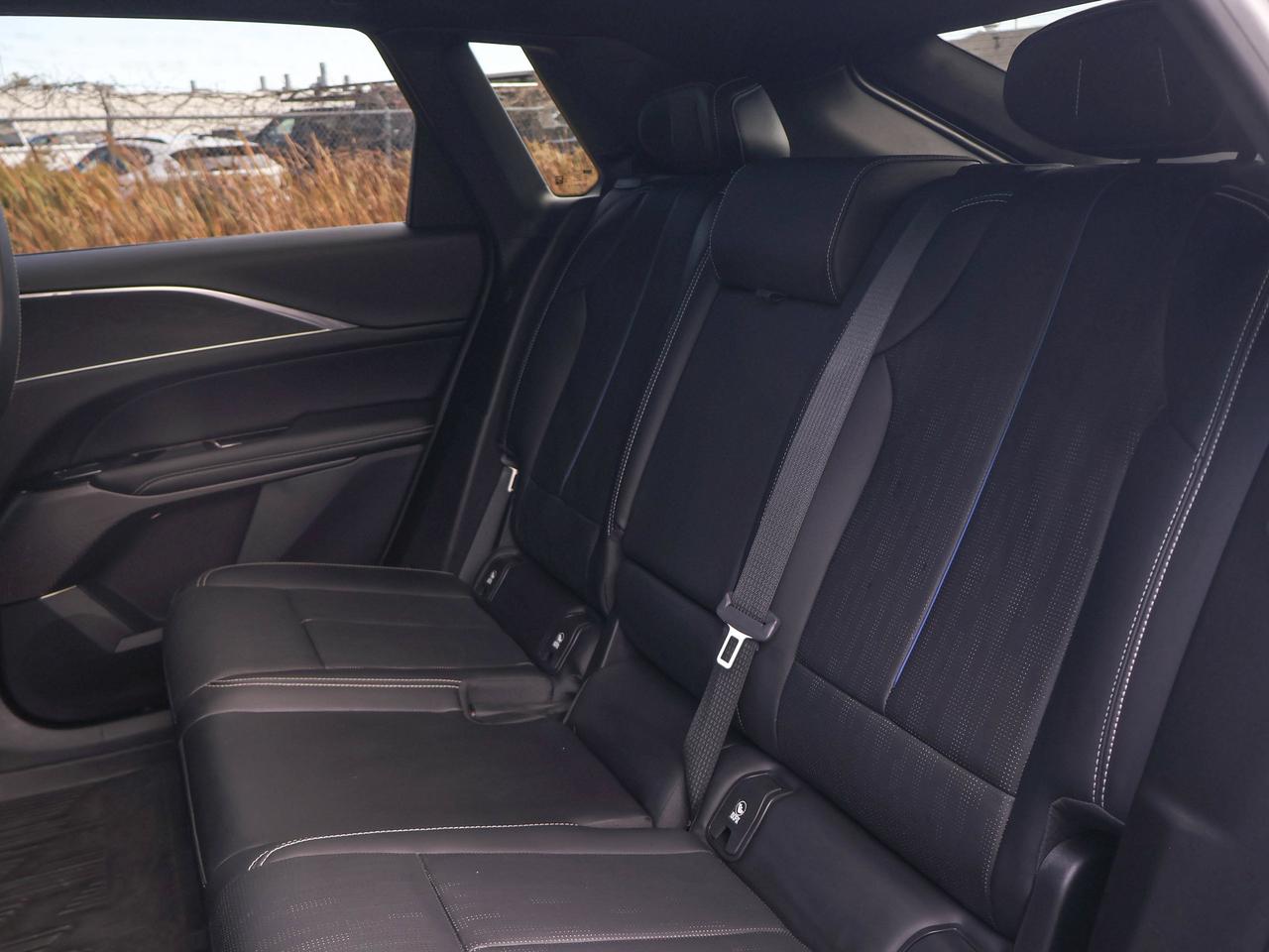 2024 Cadillac LYRIQ Luxury Photo