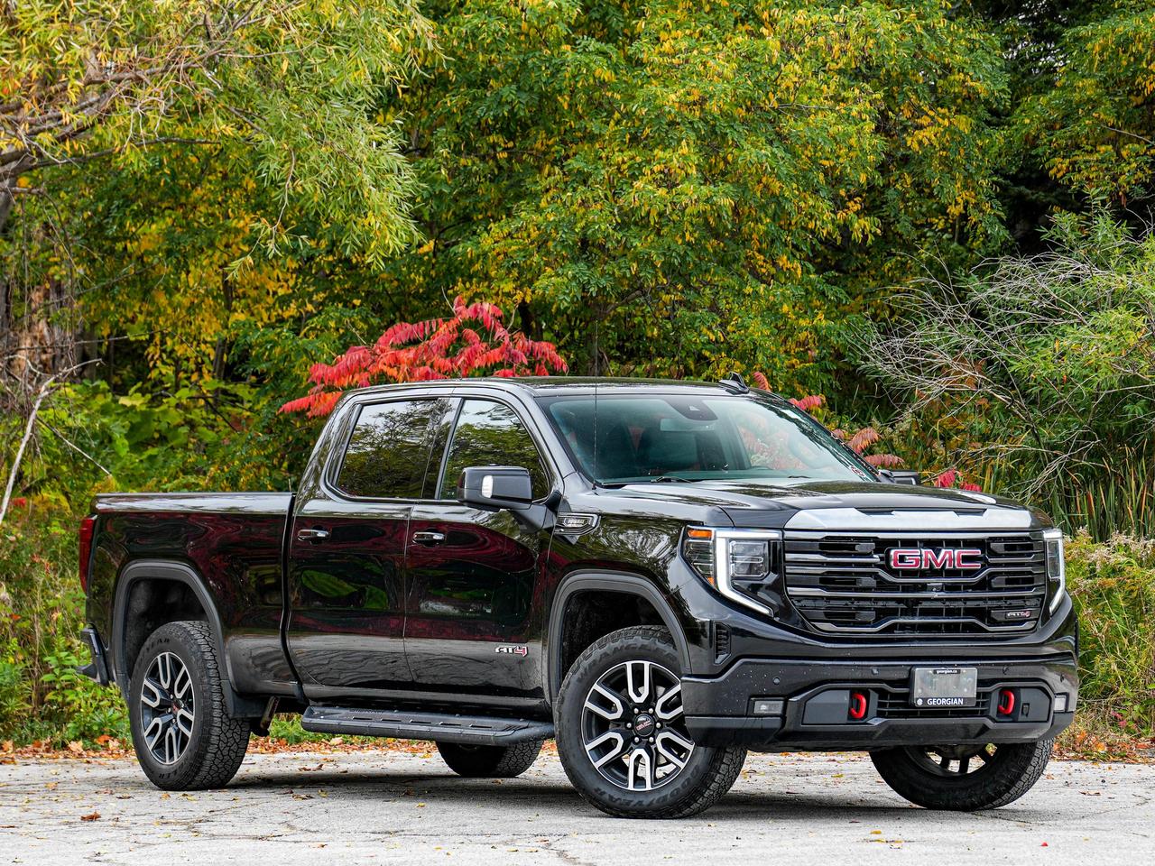 2023 GMC Sierra 1500 AT4 Photo5
