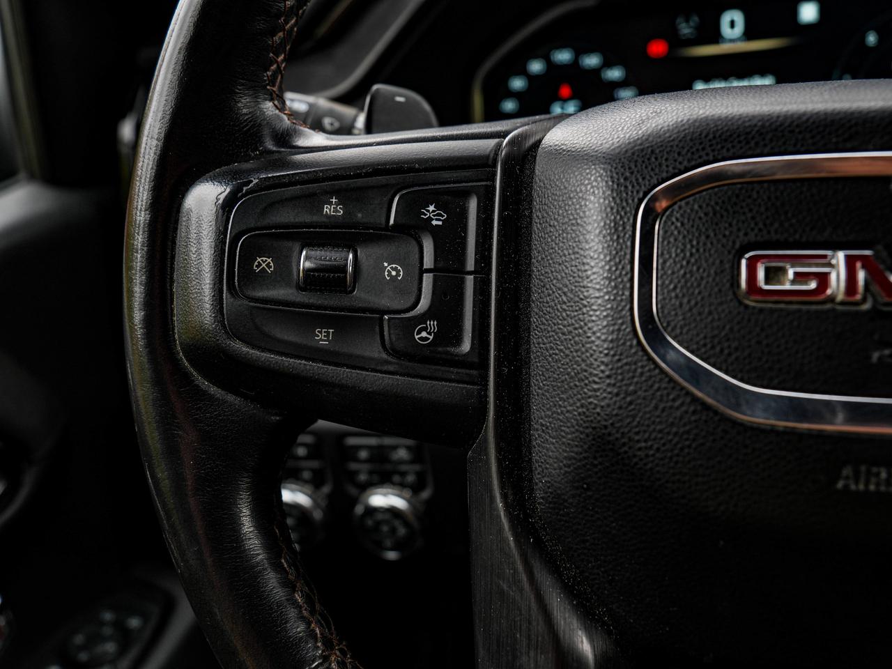 2023 GMC Sierra 1500 AT4 Photo