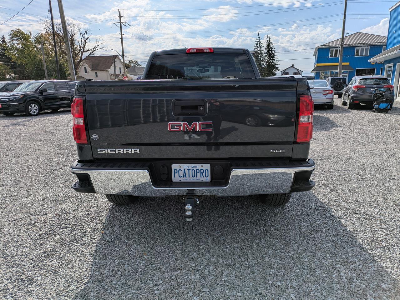 2017 GMC Sierra 1500 4WD CREW CAB 153.0" SLE Photo3