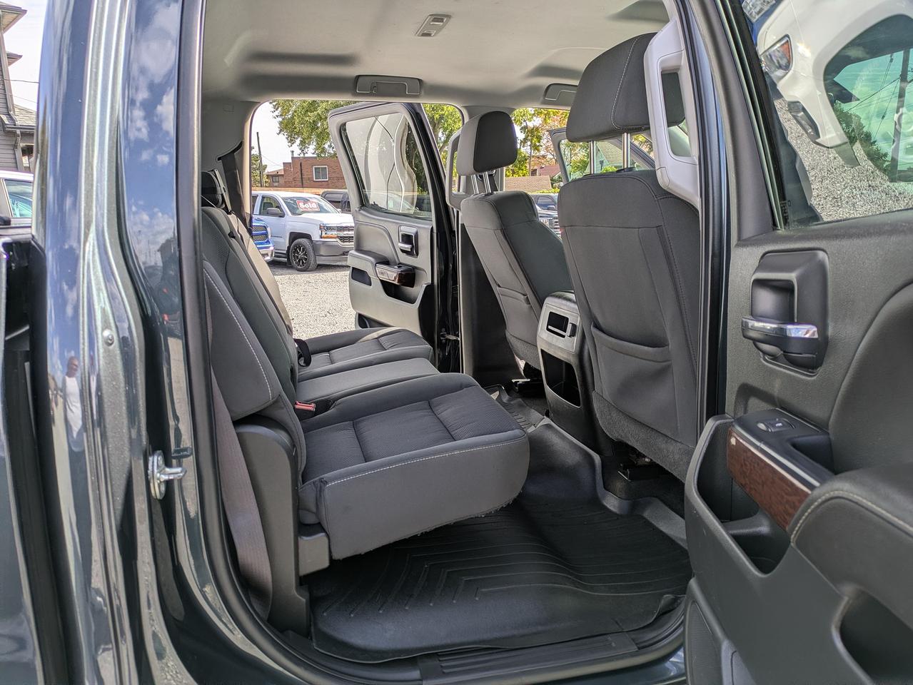 2017 GMC Sierra 1500 4WD CREW CAB 153.0" SLE Photo