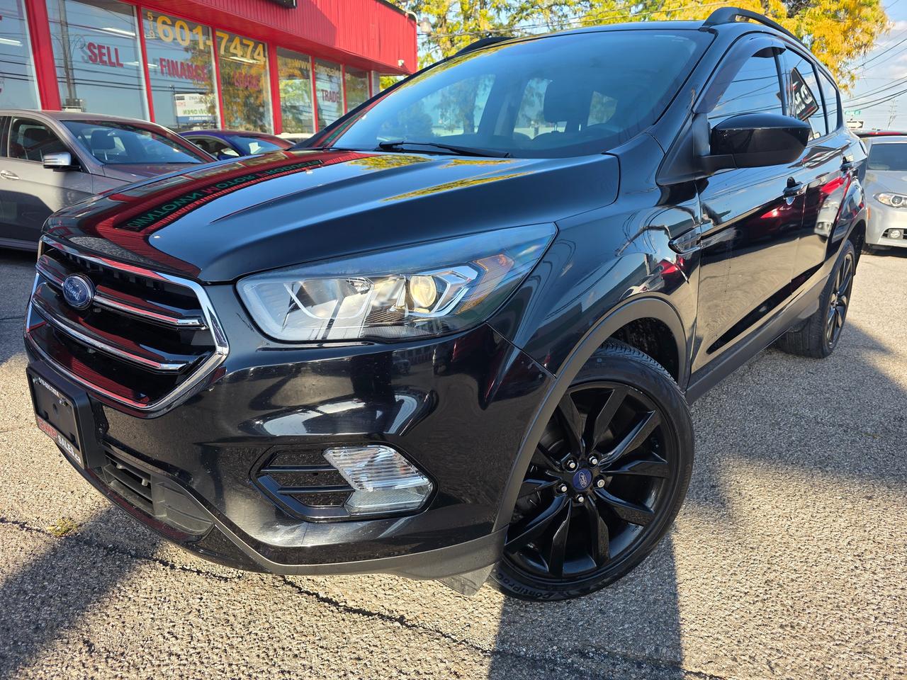 2017 Ford Escape SE Photo1