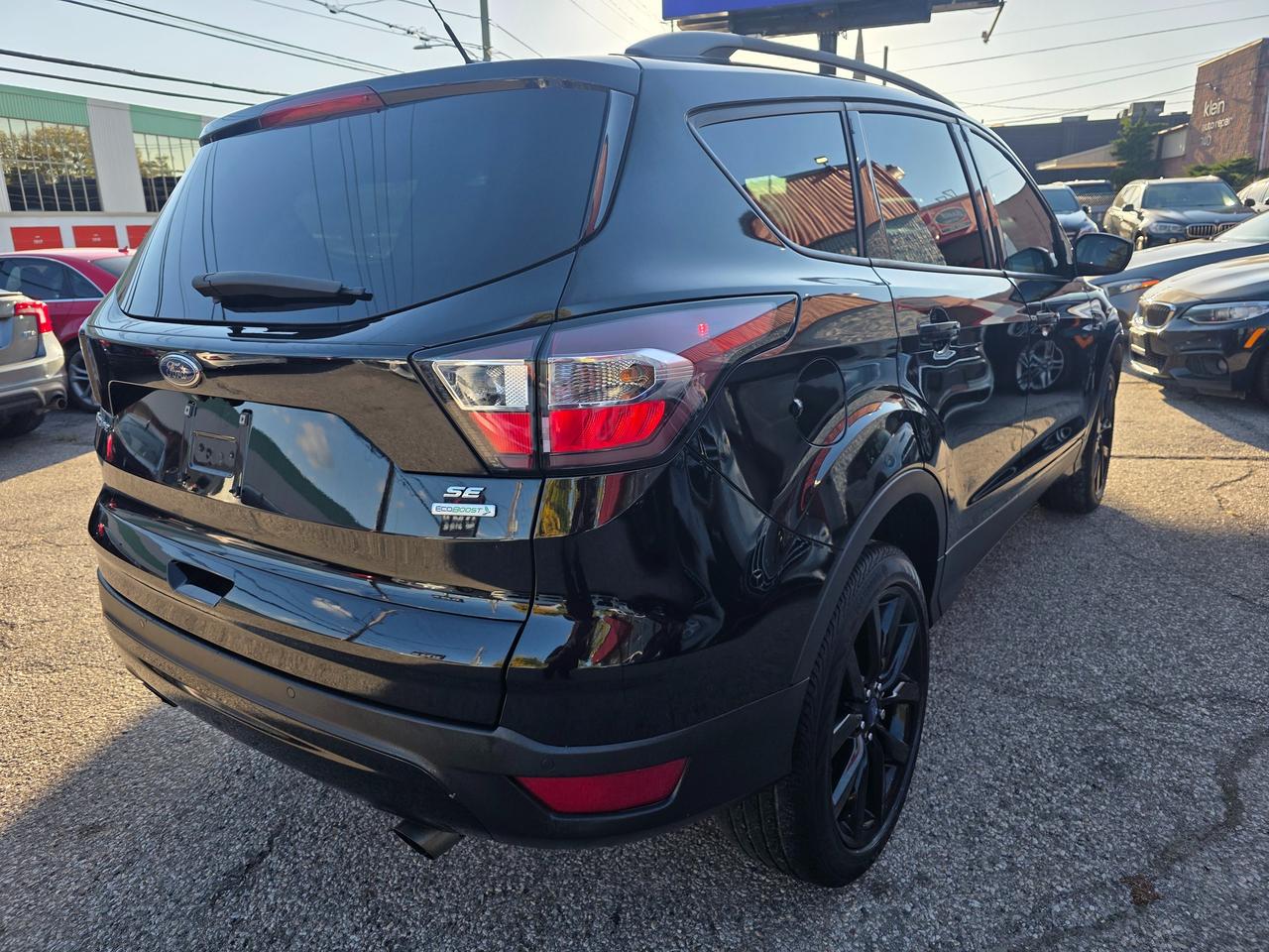 2017 Ford Escape SE Photo