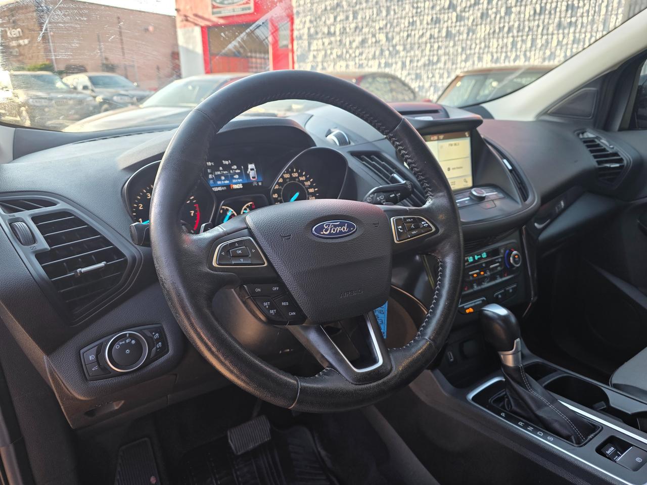 2017 Ford Escape SE Photo