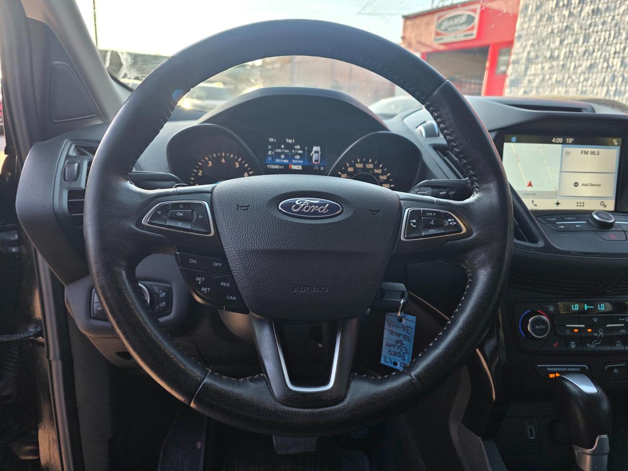 2017 Ford Escape SE Photo