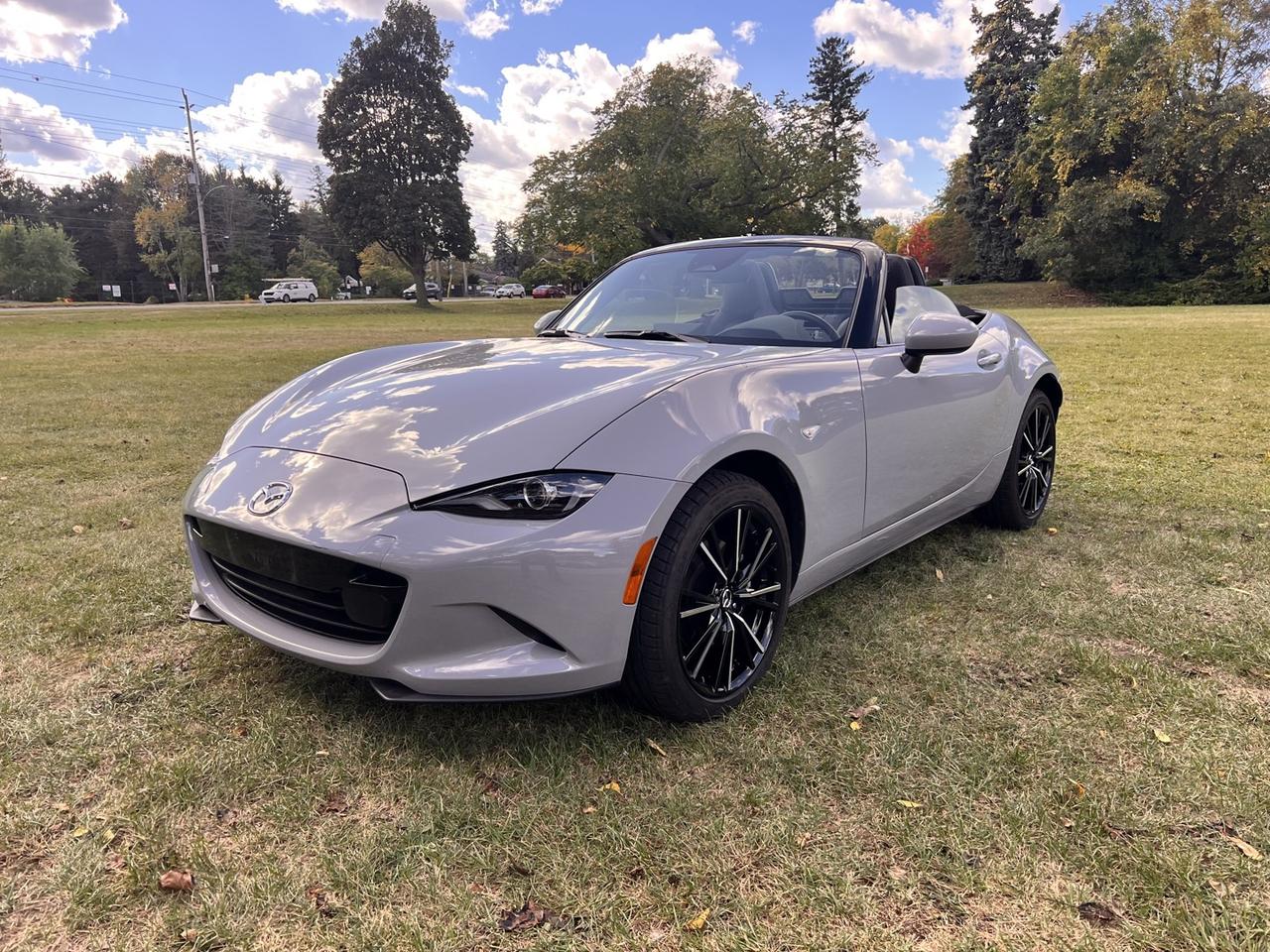 2026 Mazda Miata MX-5 GT *ONE Owner Photo0