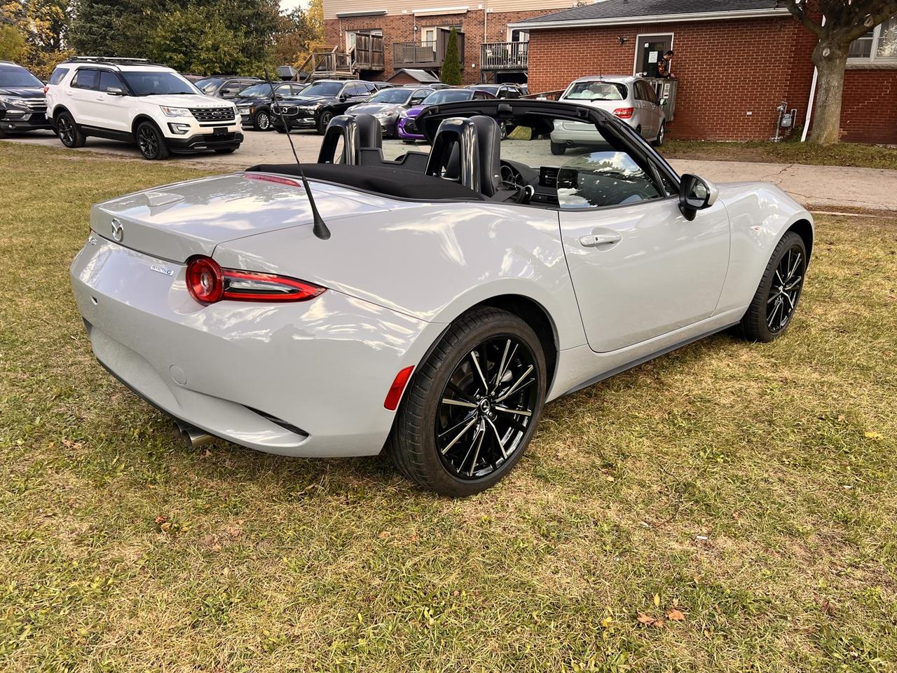 2026 Mazda Miata MX-5 GT *ONE Owner Photo4