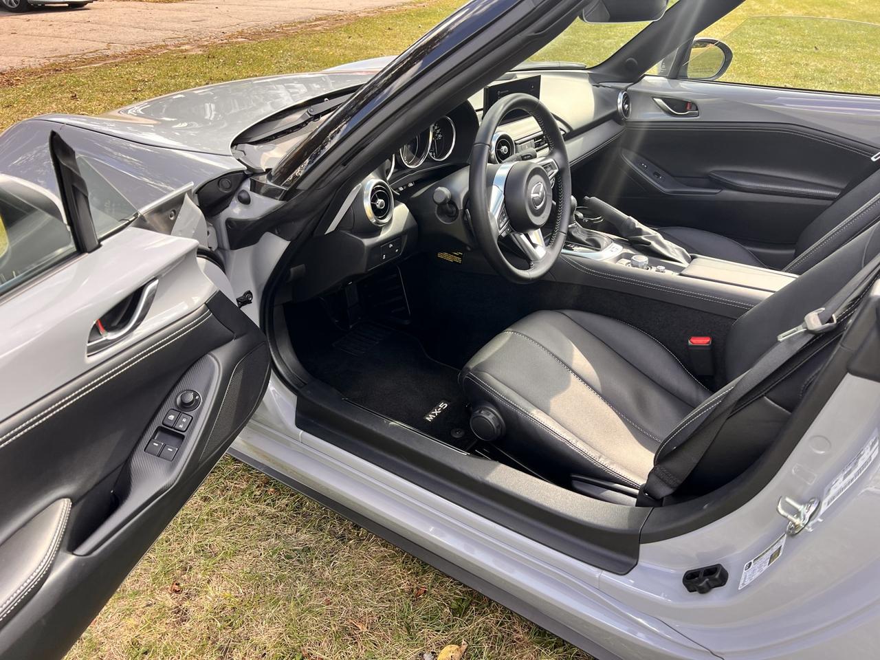 2026 Mazda Miata MX-5 GT *ONE Owner Photo