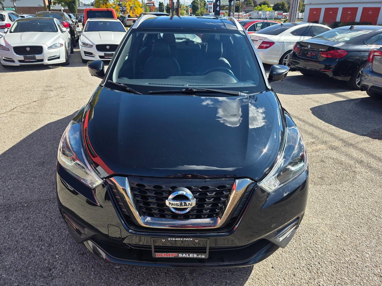 2019 Nissan Kicks SR Photo
