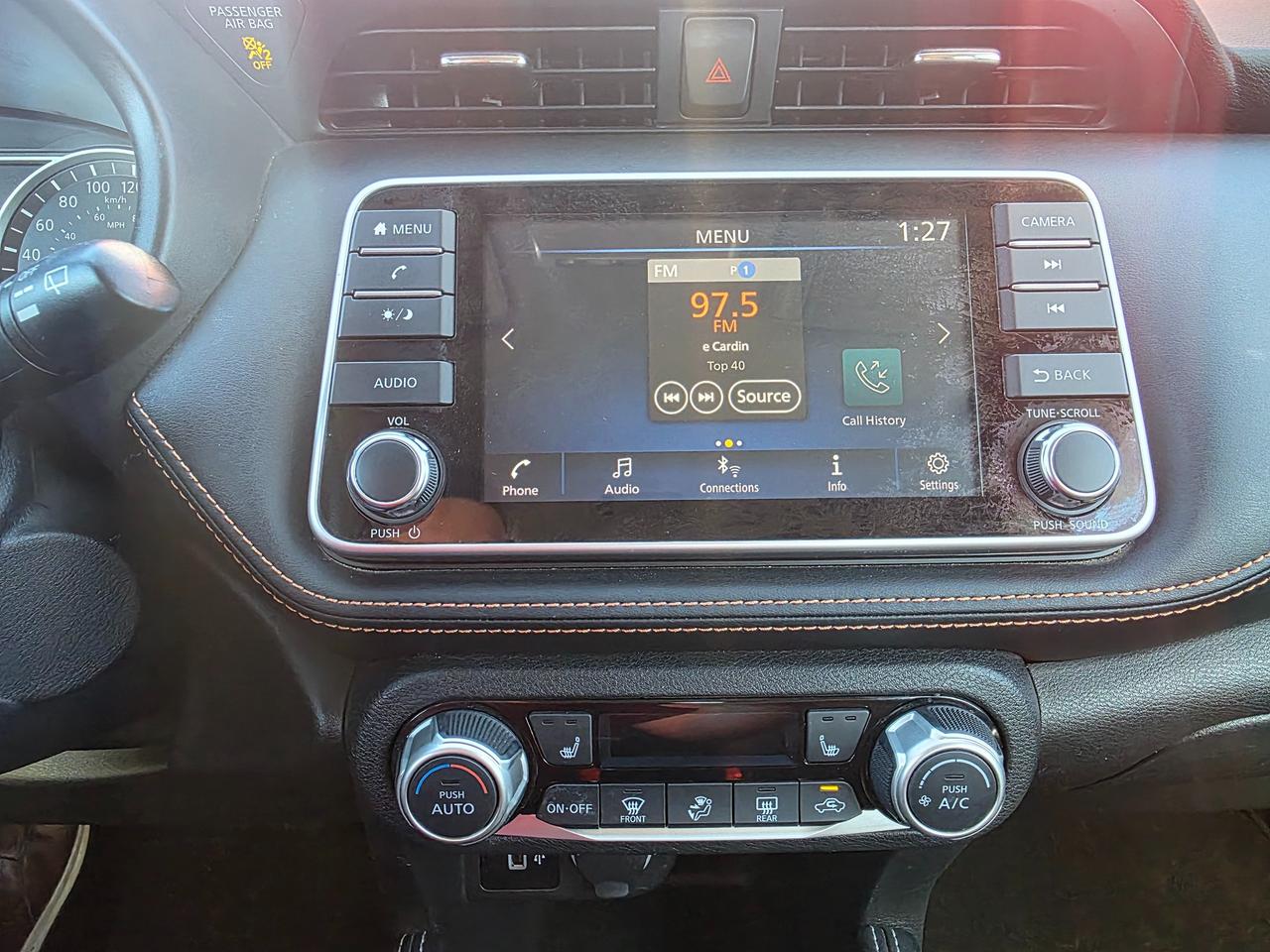 2019 Nissan Kicks SR Photo