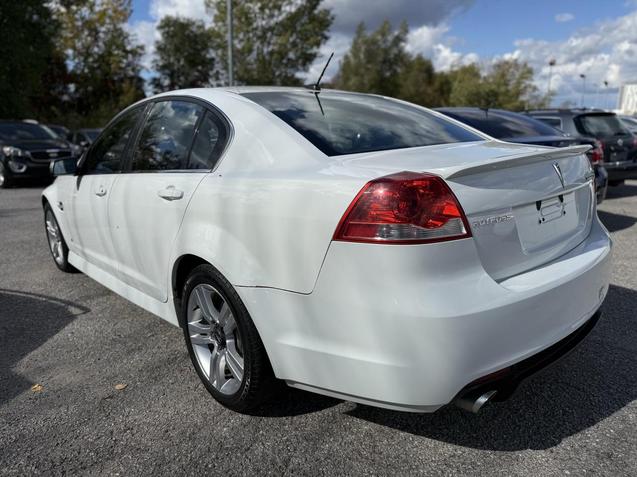 2009 Pontiac G8 V6 Photo