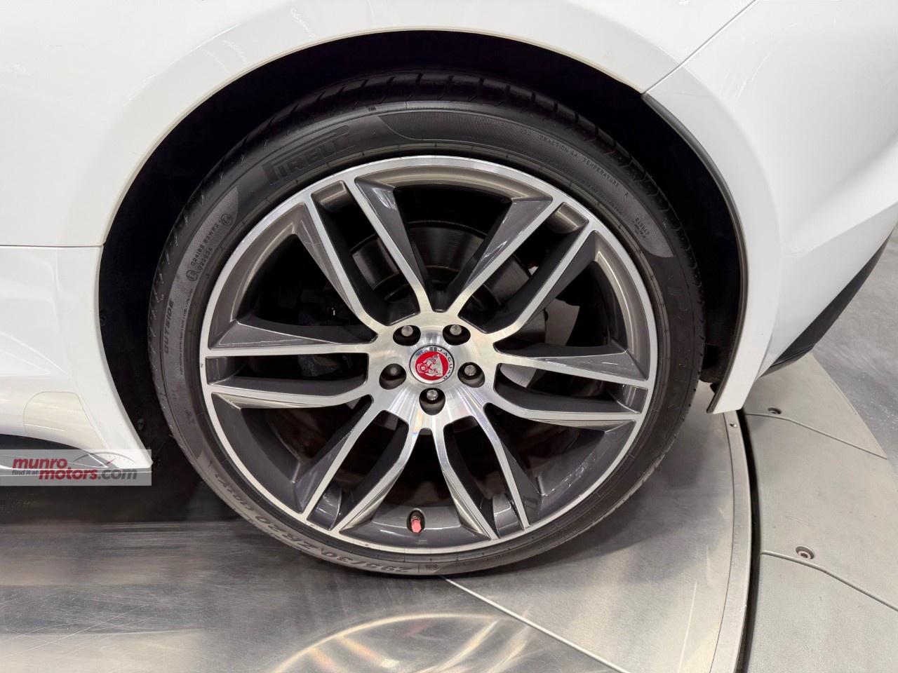2020 Jaguar F-Type Coupe R-Dynamic Auto Photo