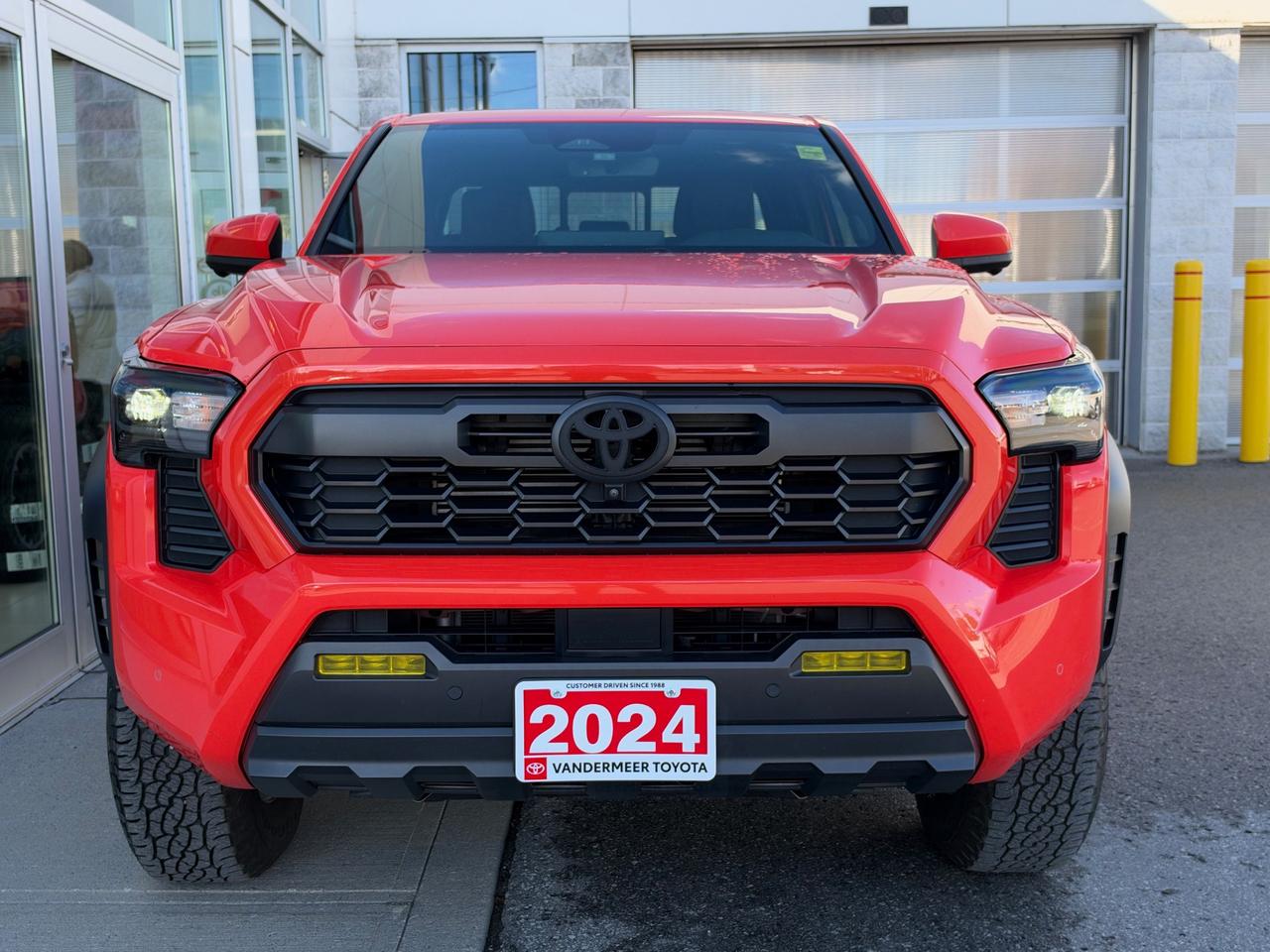 2024 Toyota Tacoma TRD OFF ROAD-PREMIUM! Photo