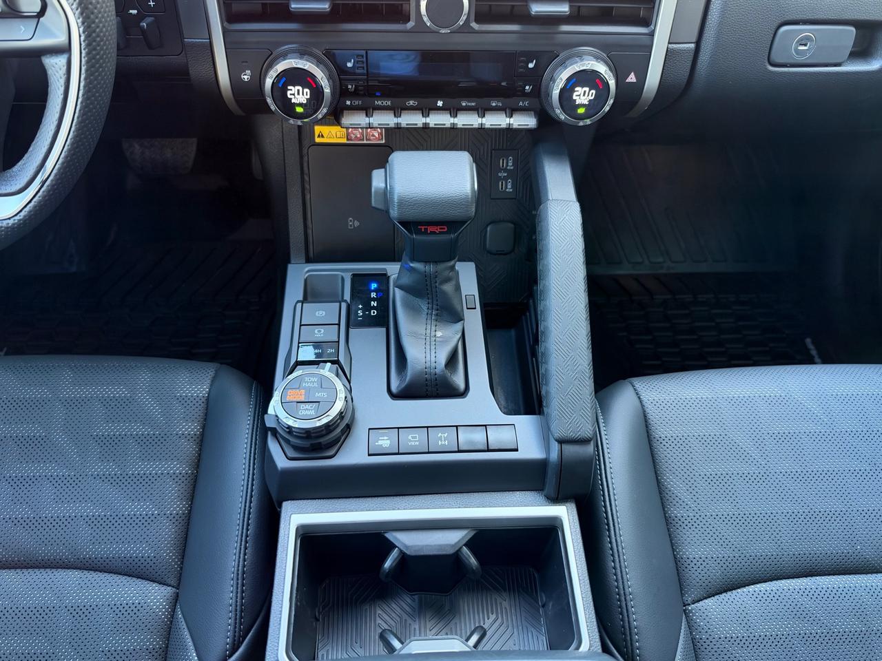 2024 Toyota Tacoma TRD OFF ROAD-PREMIUM! Photo