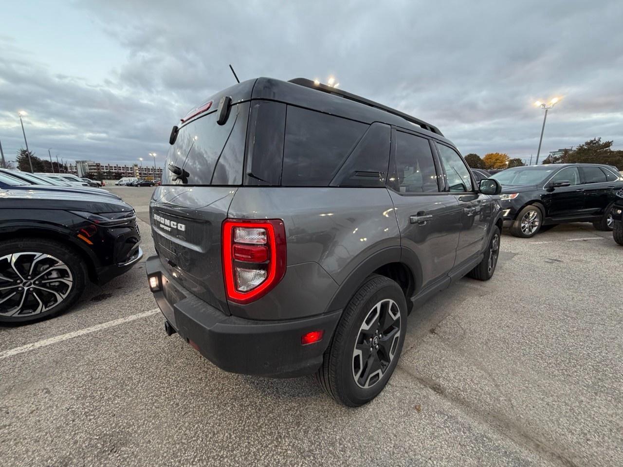 2023 Ford Bronco Sport Outer Banks CARBONIZED GRAY|TOW PK|CO-PILOT360 ASSIST+|MOONROOF|TECH PK Photo