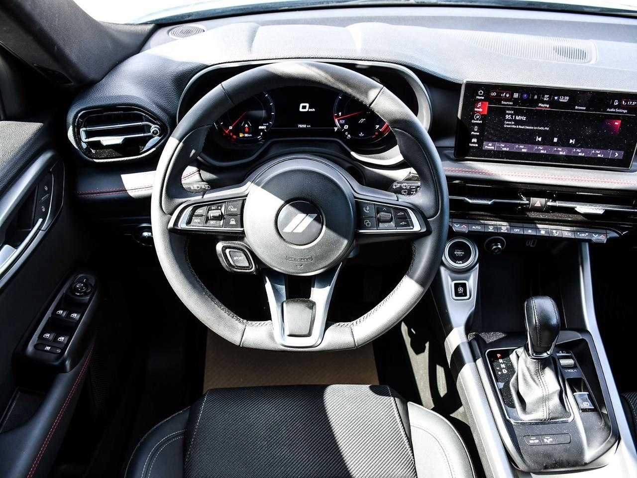 2023 Dodge Hornet GT Photo