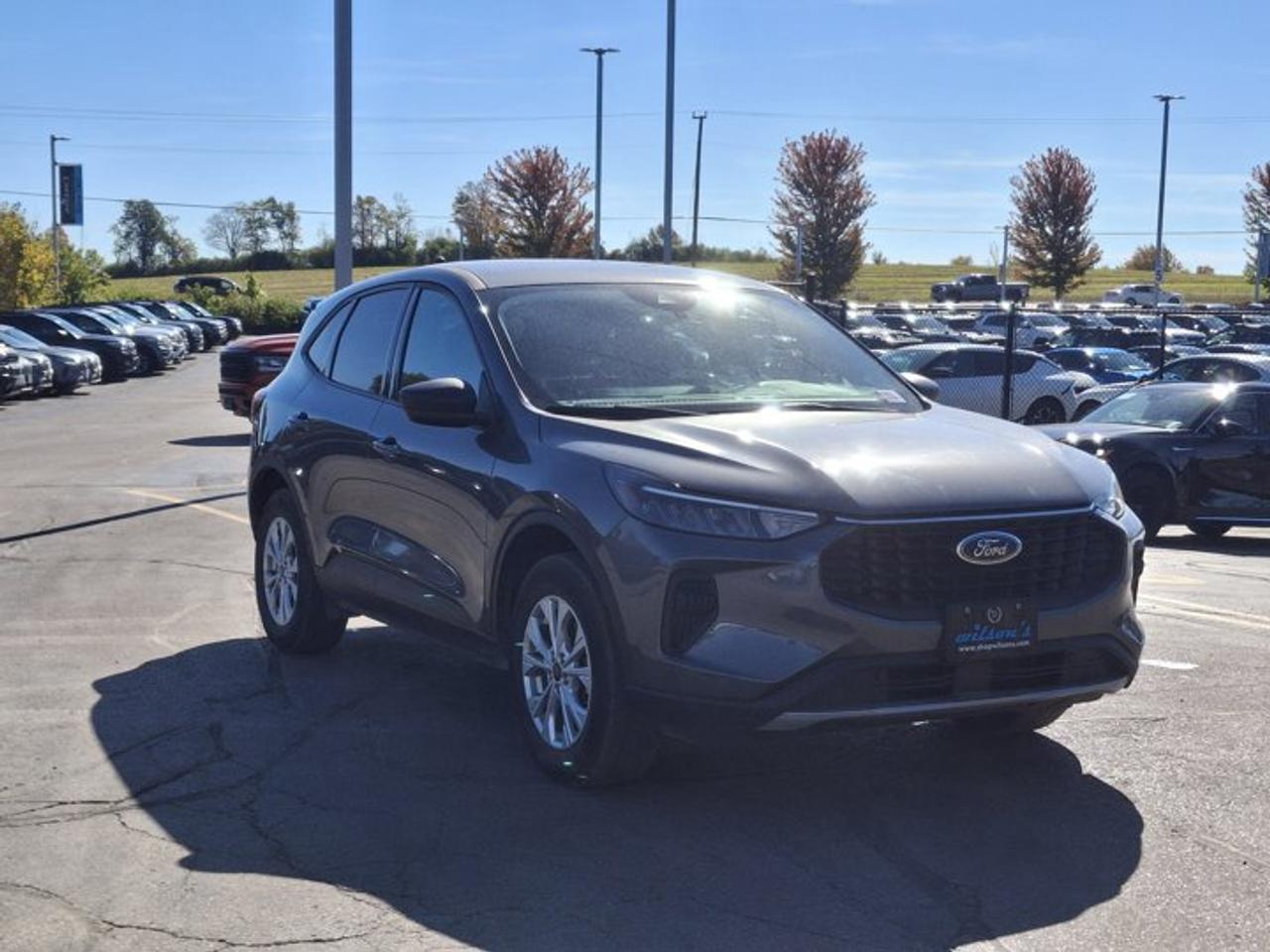 2025 Ford Escape Active AWD | Heated Wheel + Seats | Remote Start | BLIS + RCTA | CarPlay + Android | and More ! Photo