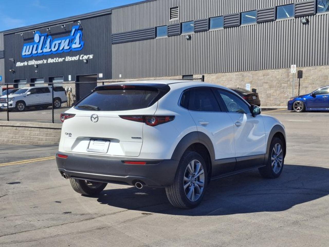 2025 Mazda CX-30 GS AWD | Leather | Sunroof | Power Seat | Heated Wheel + Seats | Adaptive Cruise | CarPlay & More ! Photo4
