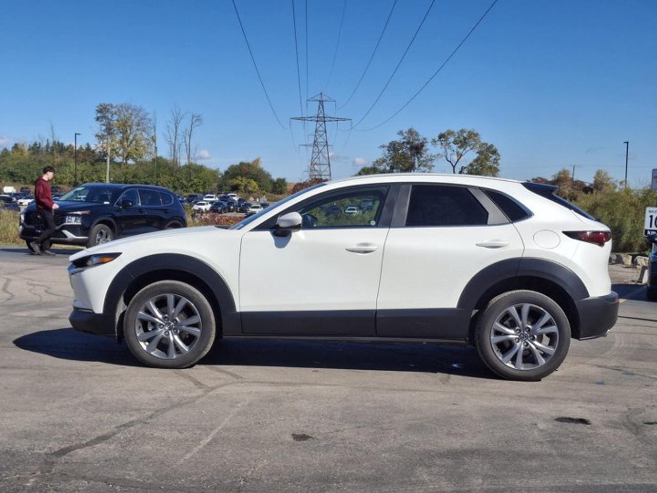 2025 Mazda CX-30 GS AWD | Leather | Sunroof | Power Seat | Heated Wheel + Seats | Adaptive Cruise | CarPlay & More ! Photo1