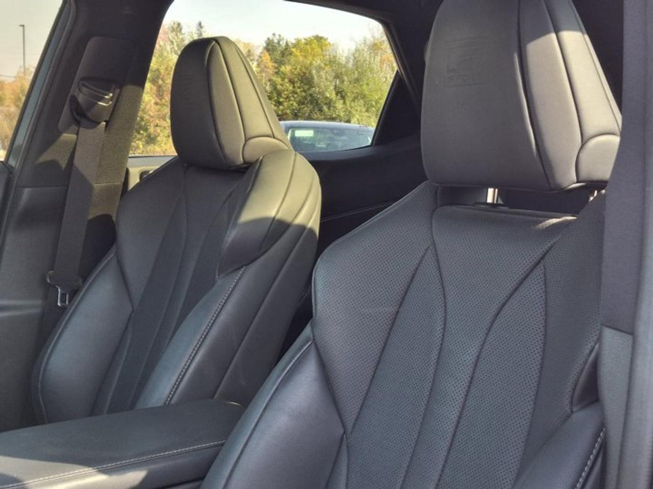 2022 Lexus NX NX 350 F Sport 2 | Leather | Pano Roof | Heated + Ventilated Seats | Heated Steering | and More ! Photo