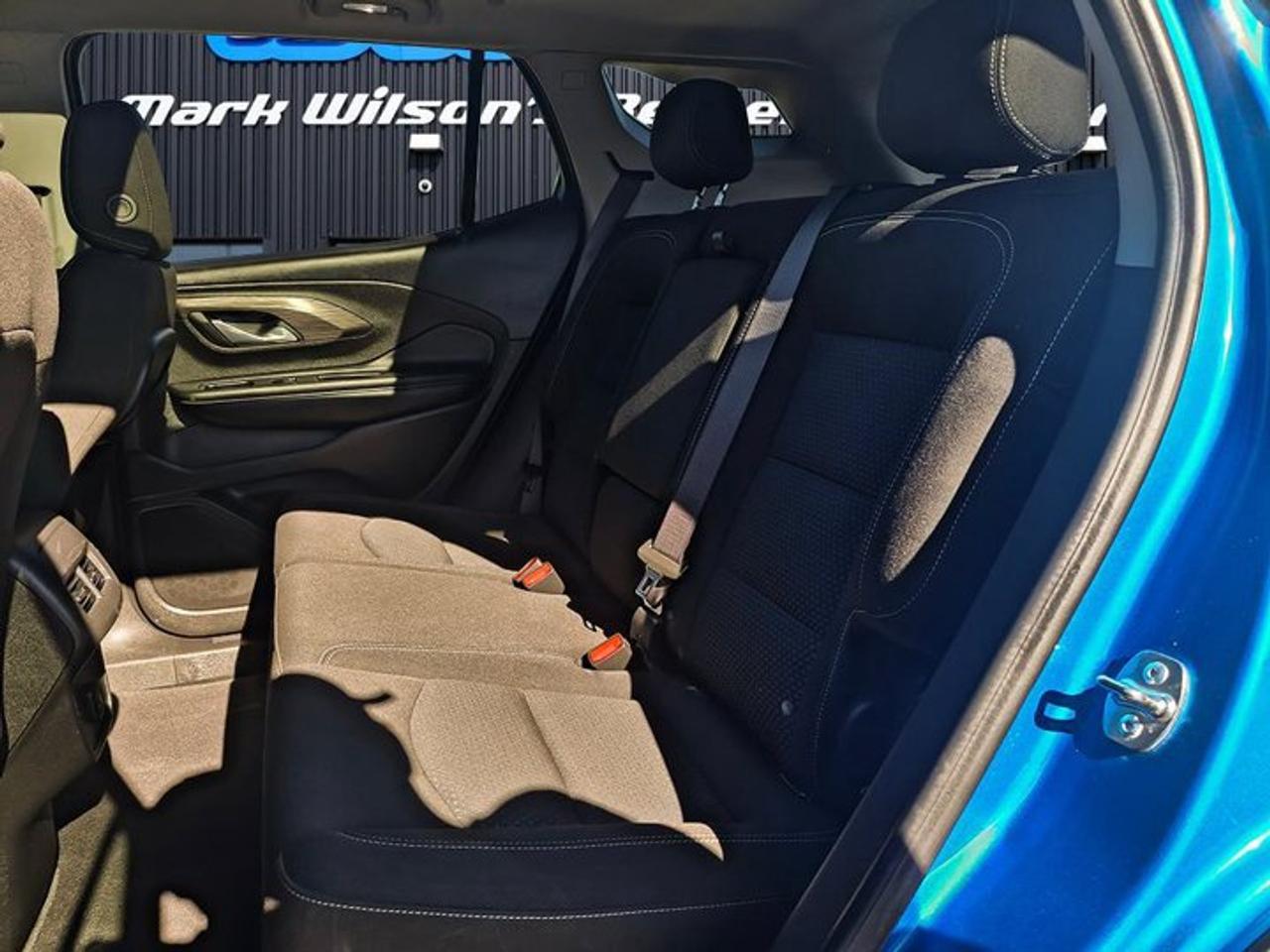 2024 GMC Terrain SLE | Elevation Edition | Sunroof | Heated Seats | Power Seat | Remote Start | Rear Camera and More! Photo