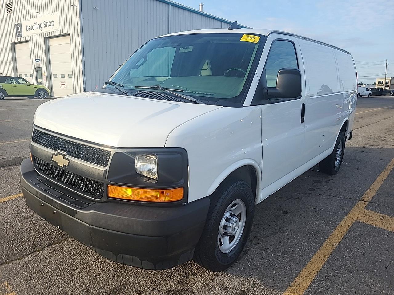 2017 Chevrolet Express Cargo Van RWD 2500 135" Photo2