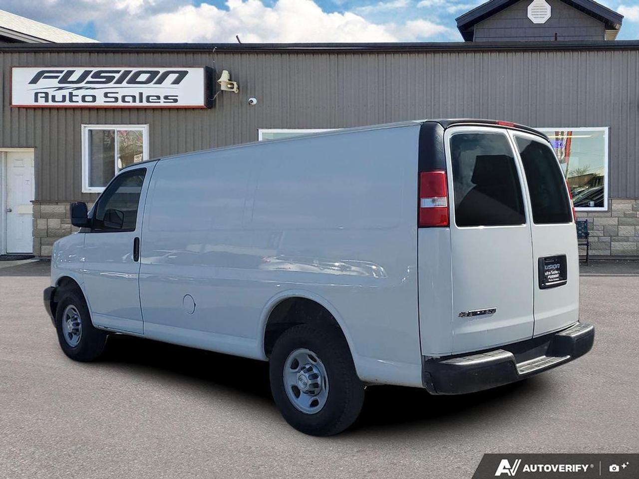 2017 Chevrolet Express Cargo Van RWD 2500 135" Photo