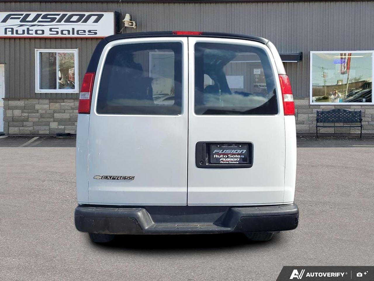 2017 Chevrolet Express Cargo Van RWD 2500 135" Photo