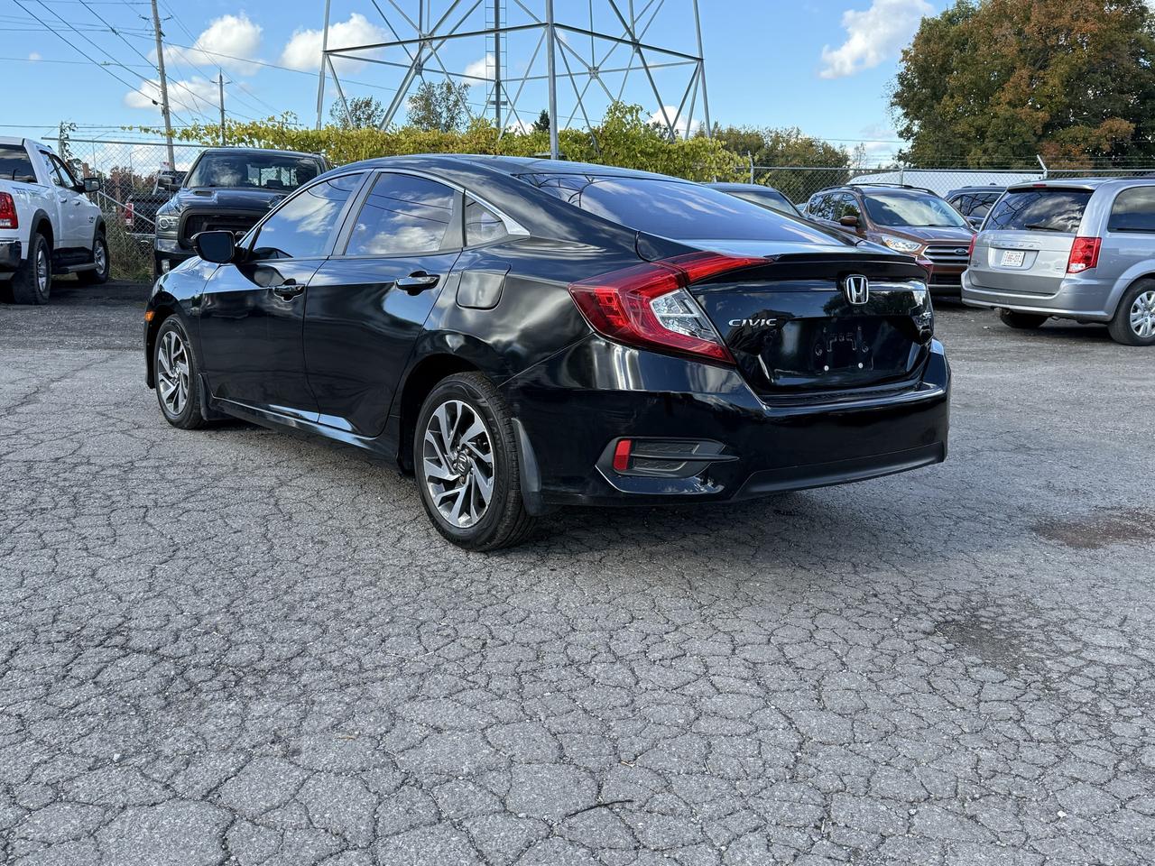 2018 Honda Civic SE Rebuilt title Photo2