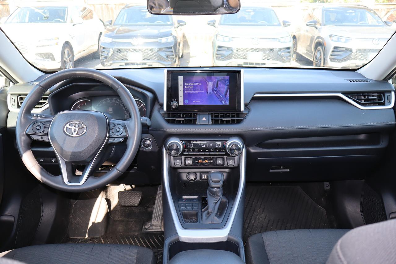 2025 Toyota RAV4 XLE AWD Photo