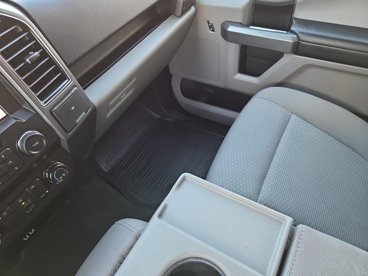 2019 Ford F-150 XLT   4X4 Photo