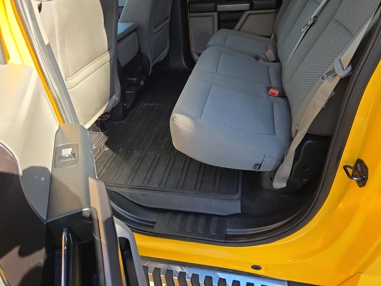 2019 Ford F-150 XLT   4X4 Photo