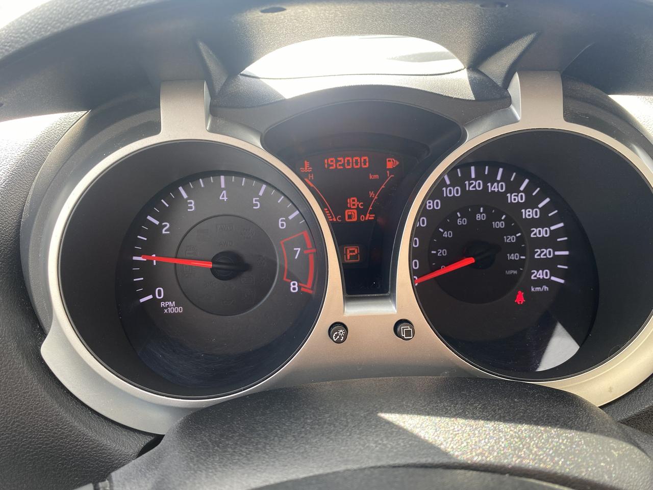 2013 Nissan Juke Automatic/Gas Saver/Sunroof/Bluetooth Photo