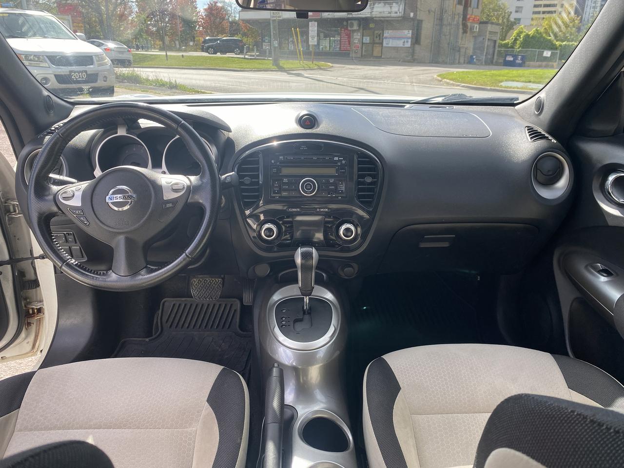 2013 Nissan Juke Automatic/Gas Saver/Sunroof/Bluetooth Photo