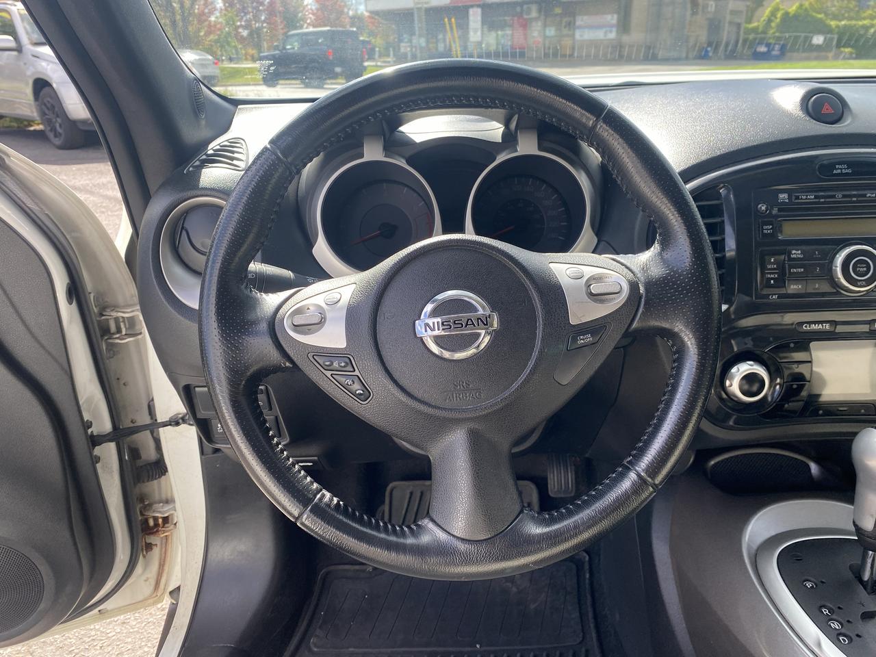 2013 Nissan Juke Automatic/Gas Saver/Sunroof/Bluetooth Photo