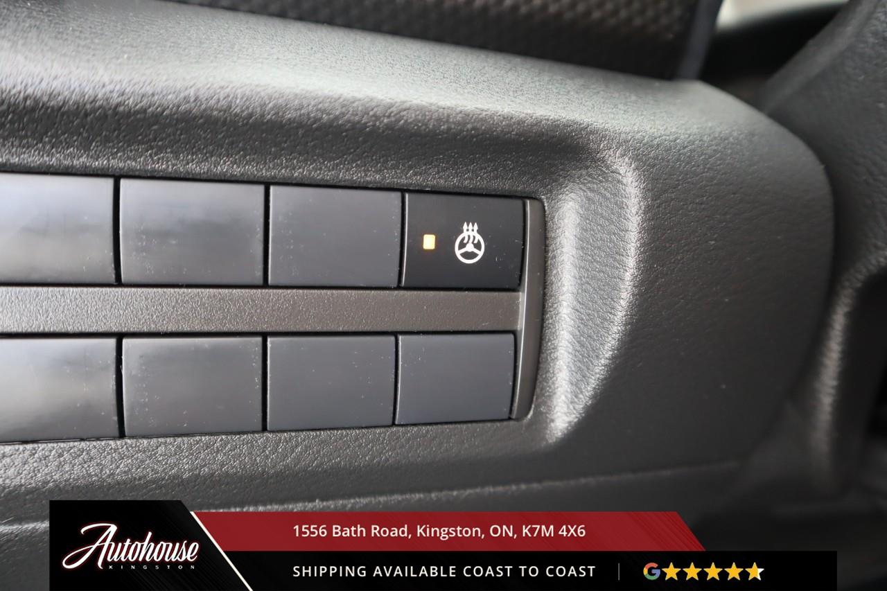 2025 Nissan Kicks Play SV HEATED SEATS - HEATED WHEEL Photo