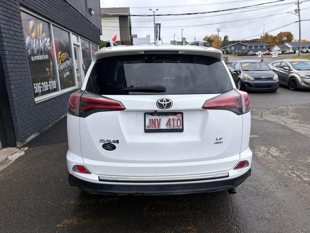2017 Toyota RAV4 LE AWD Photo