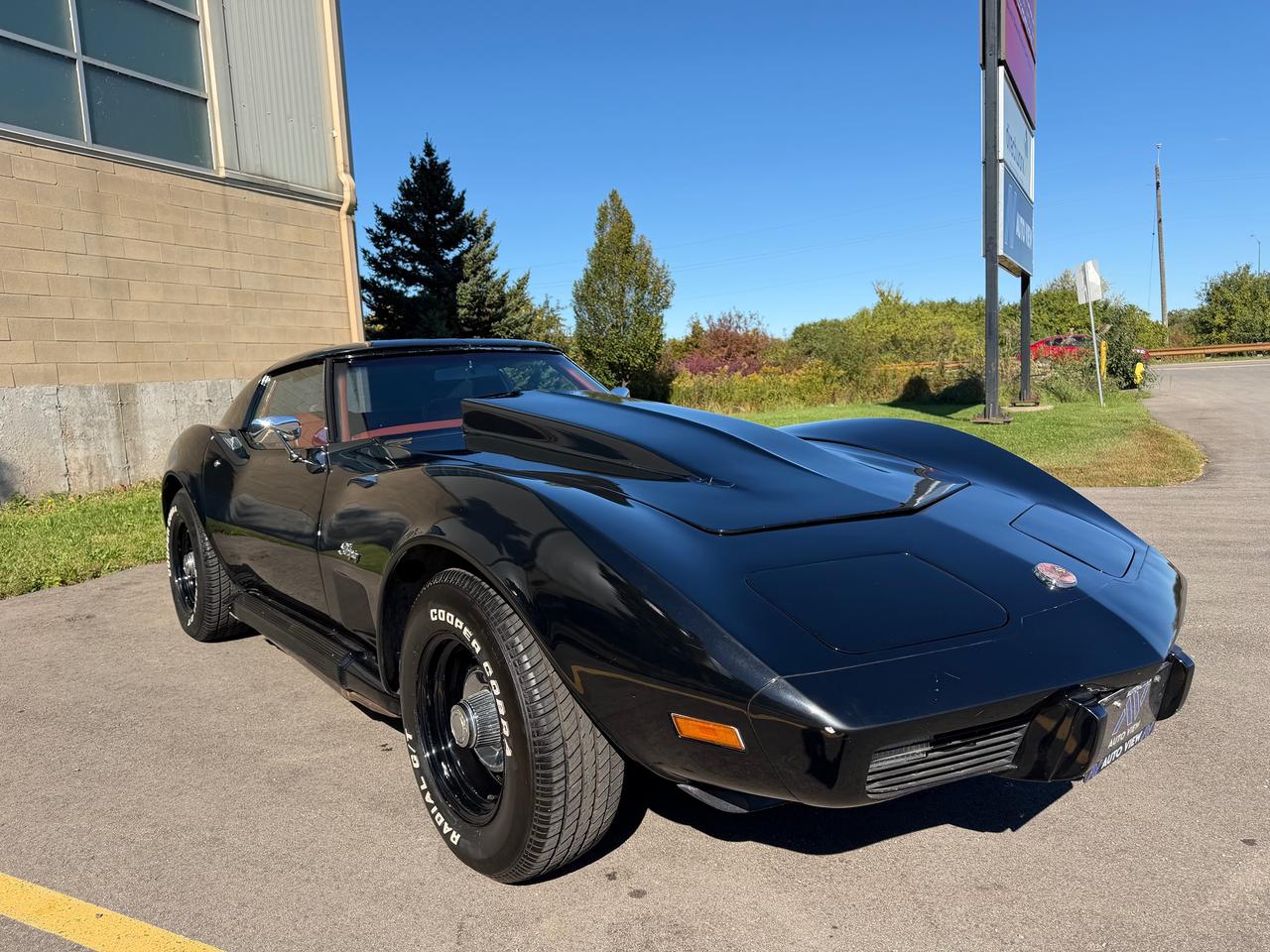 1976 Chevrolet Corvette T-Top *BUILT 350ci V8* Photo2