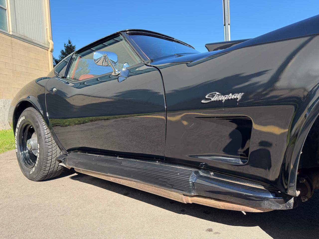 1976 Chevrolet Corvette T-Top *BUILT 350ci V8* Photo