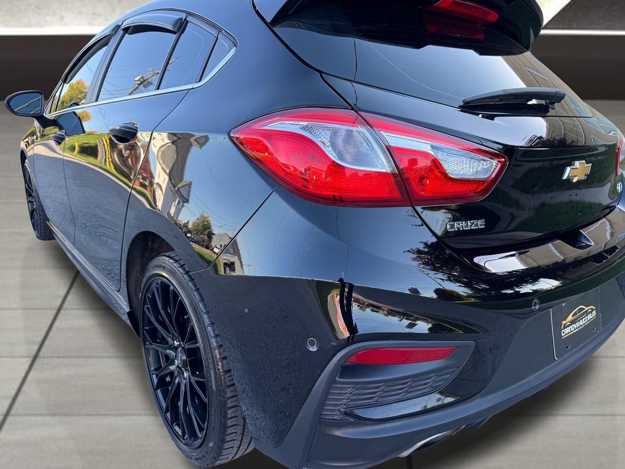 2018 Chevrolet Cruze LT Turbo Diesel+Leather+Roof+ApplePlay+BOSE Sound Photo