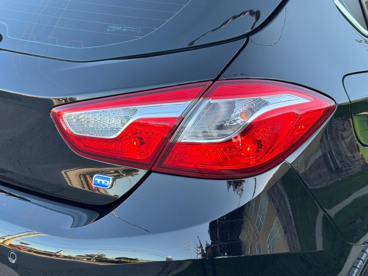 2018 Chevrolet Cruze LT Turbo Diesel+Leather+Roof+ApplePlay+BOSE Sound Photo