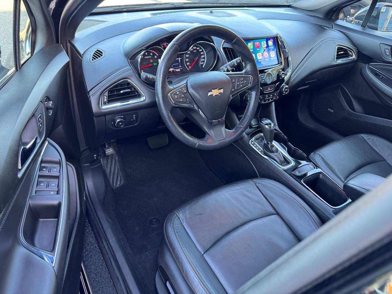 2018 Chevrolet Cruze LT Turbo Diesel+Leather+Roof+ApplePlay+BOSE Sound Photo
